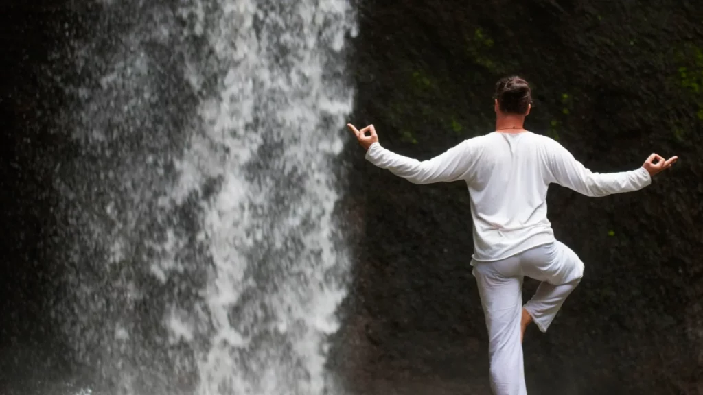 how to meditate near waterfall or beach